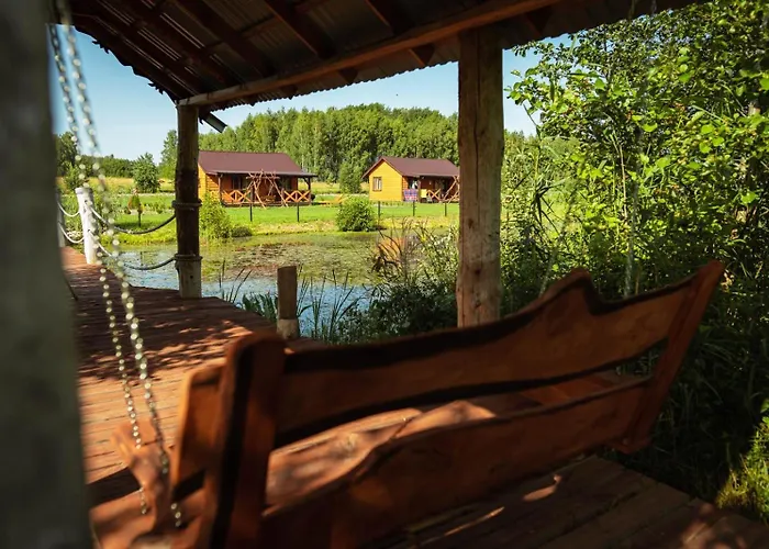 Drewniane Pod Sokolem Hébergement de vacances Sterławki Wielkie