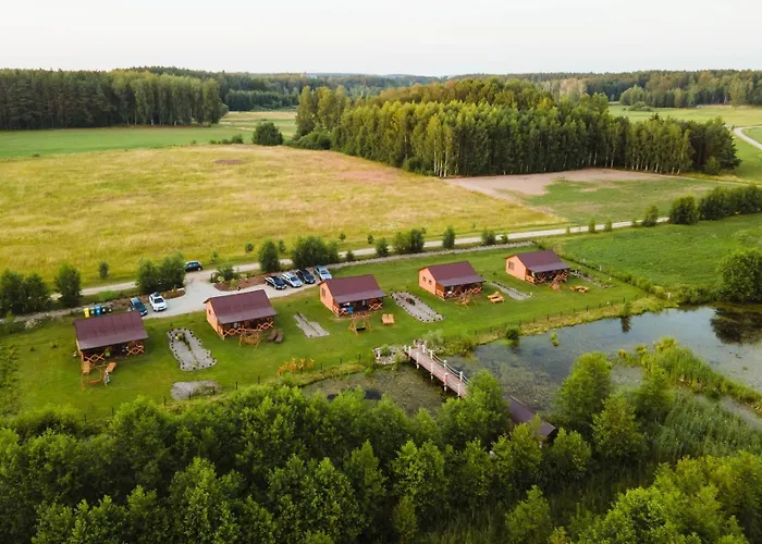 Drewniane Pod Sokolem Hébergement de vacances Sterławki Wielkie